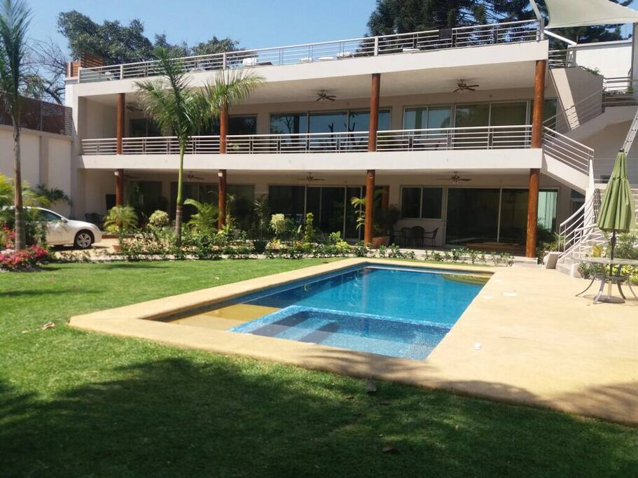Pool with SPA