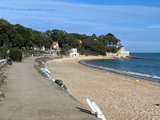 La Calorge, 400 meters from the sea