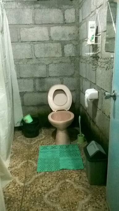 Simple Toilet