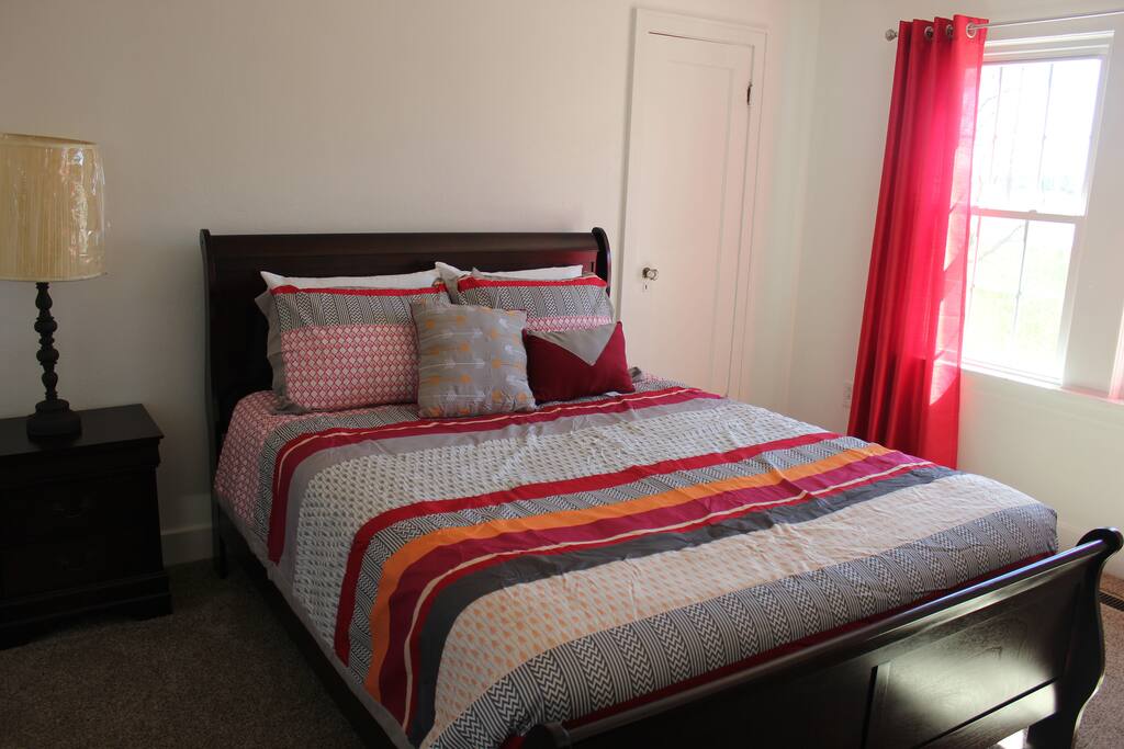 Red Room, Cherry Wood, Queen Bed, Premium Mattress