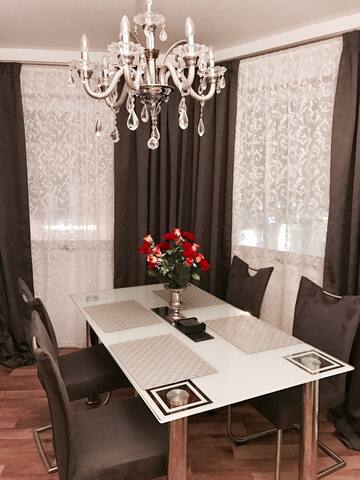 Sunny apartment in Berlin Mitte