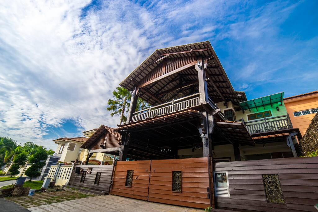 Afternoon Time Main Entrance