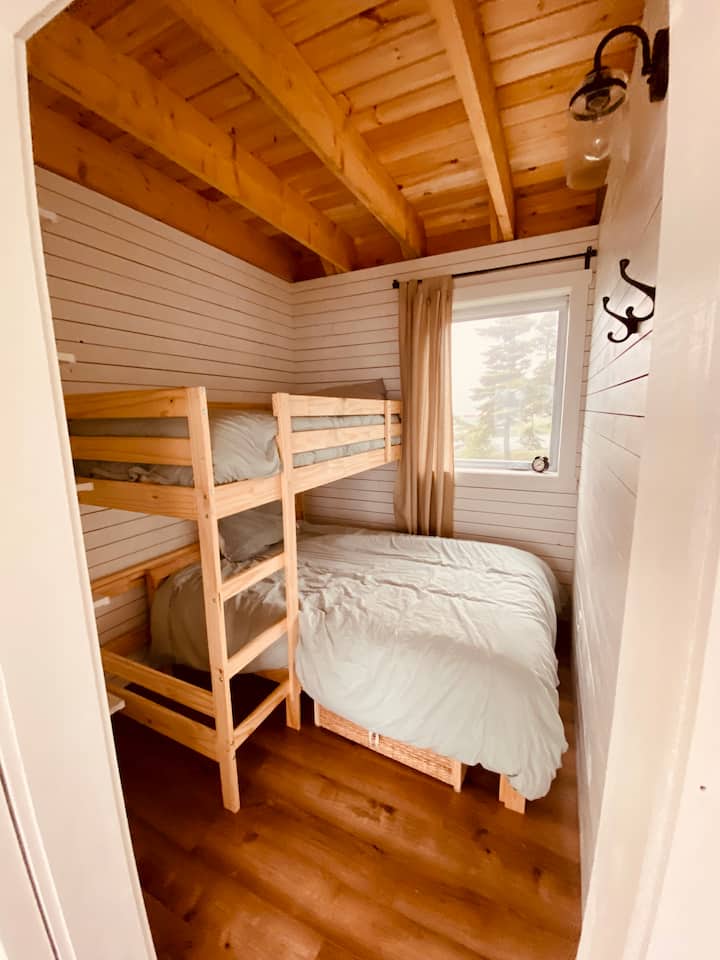 Bedroom 2-  Bunk bed - 1 twin bed  on top and 1 full bed.