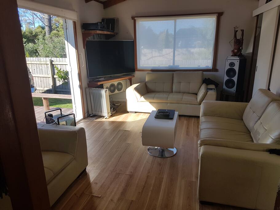 Main House Lounge