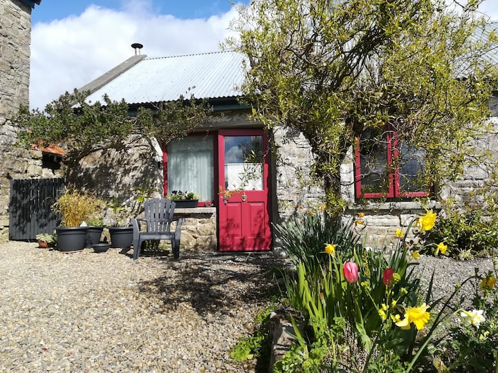 A central hub to all that Co. Clare has to offer! Tiny houses for