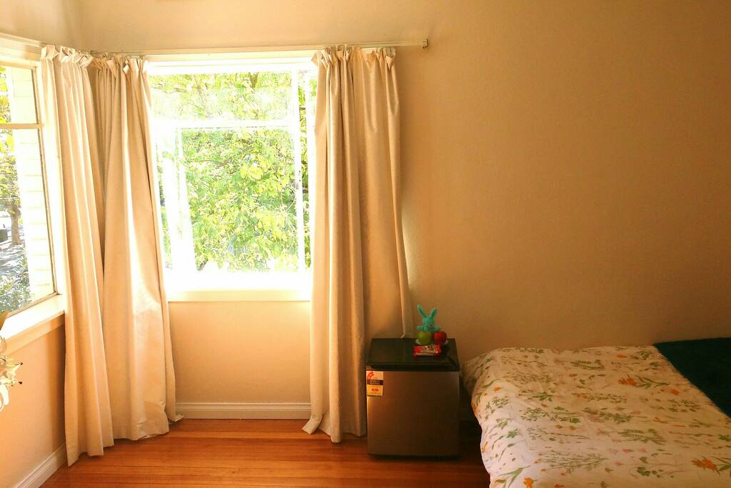 Sunshine light, fridge with drinks and double bed