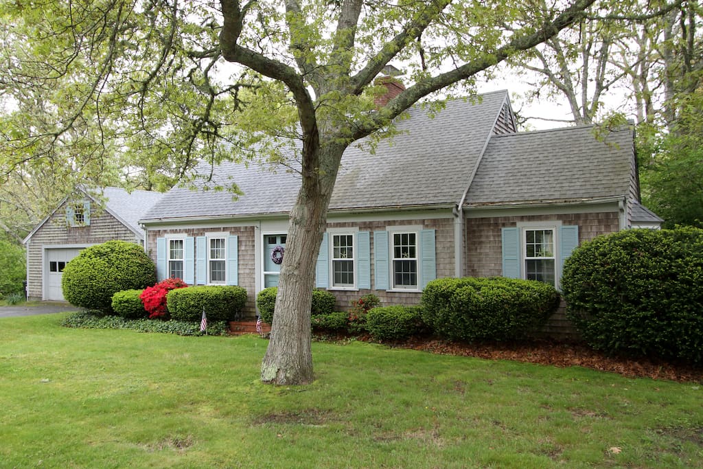 Pack lightly, your rental comes with a washer and dryer in the basement