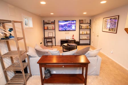 SW Denver Home Theater Apartment