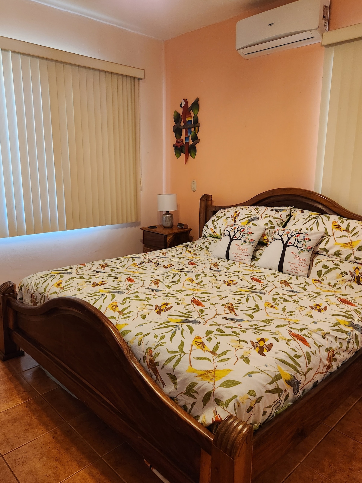 Chambre principale avec lit King Size.