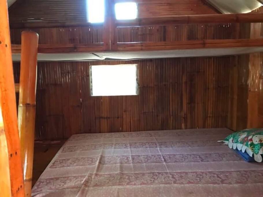 Room 1 with Double Deck, good for 4 person