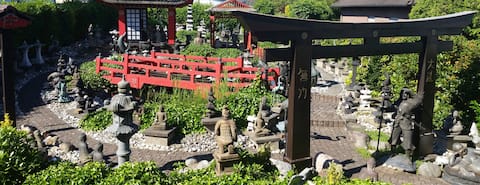 Asian Garden - The vacation home with Asian flair.