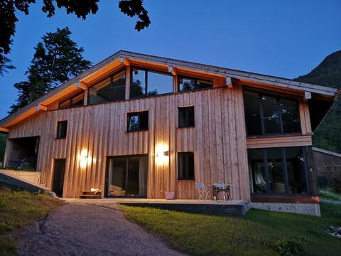 Modern studio in a fantastic location in the Inn Valley