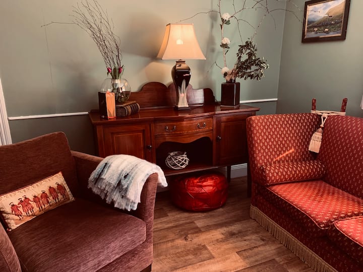 Adult Only Retreat With Outdoor Hot Tub - Birr