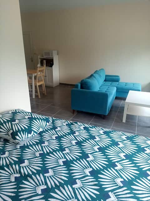 small cottage for 2 or 4 people