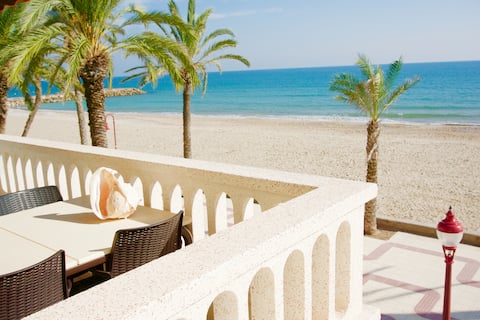 SEA VIEWS & SOUND OF WAVES 