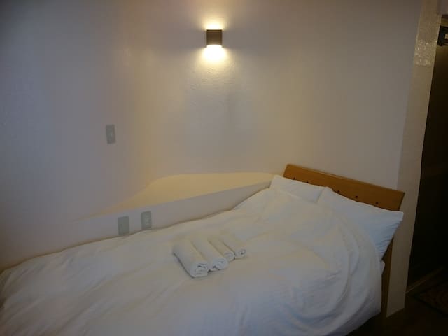2 mins Beach ! Eef Condominium/ 3 quarter bed room