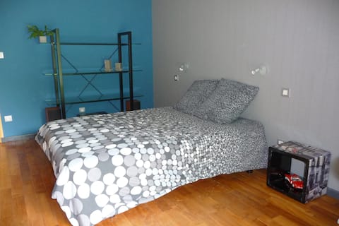 2 Bedrooms. B&B in Saint Saturnin