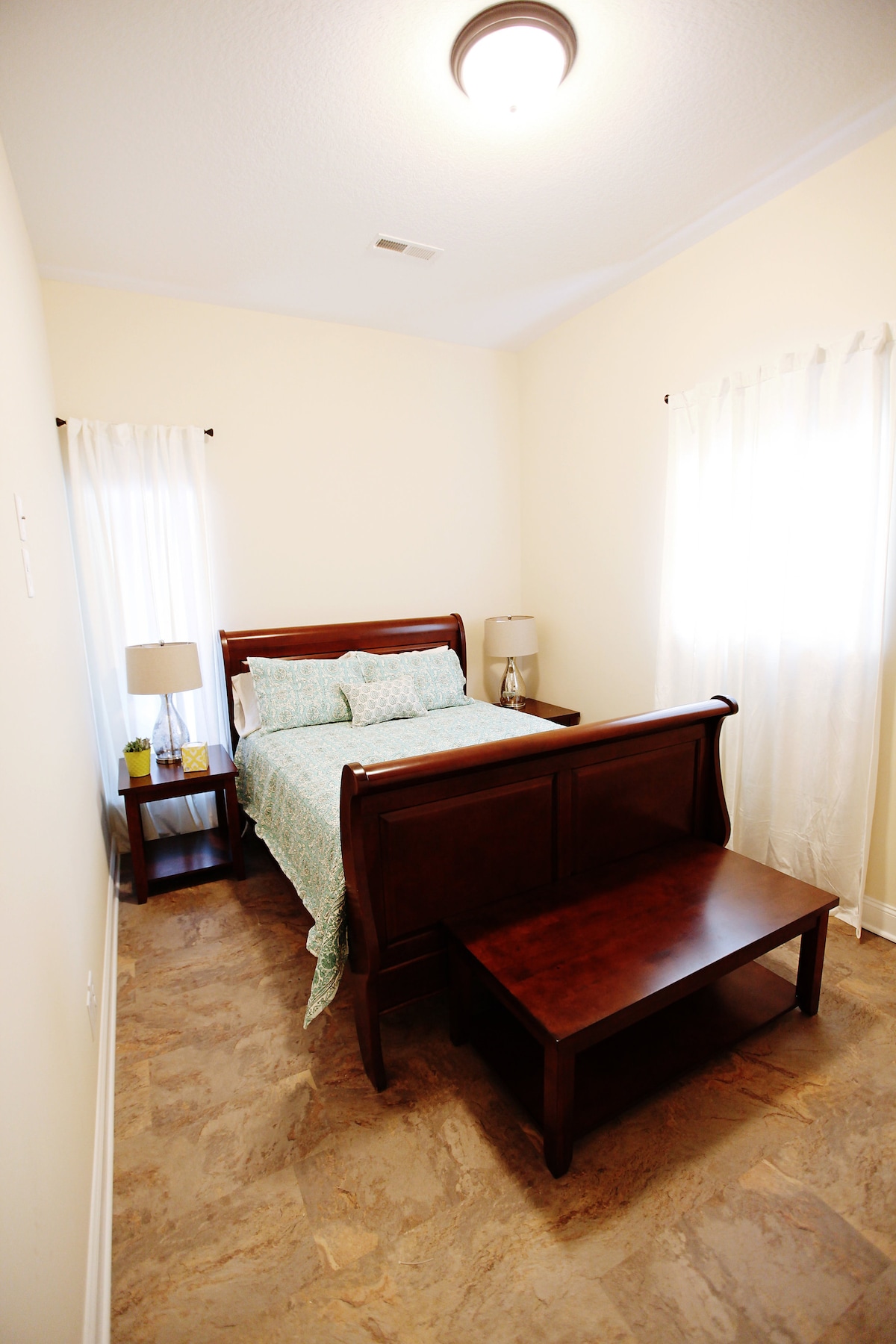 Сите душеци се сосема нови 