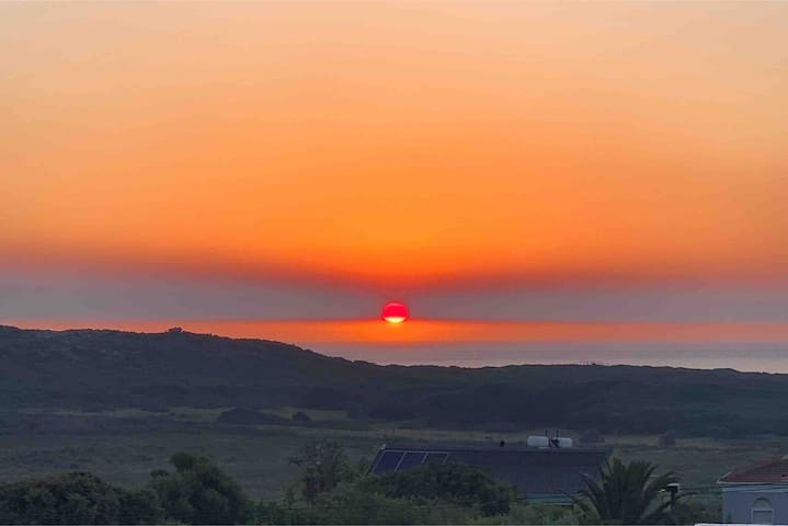 Scarborough Sunsets and Sea views