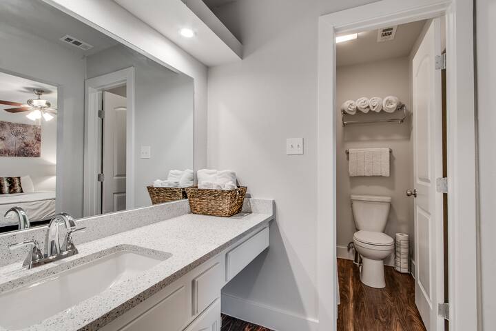 The Big Creek Side gallery image 5