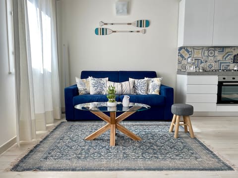 Successful Airbnb property: [FREE PRIVATE PARKING] ★ NEW ELEGANT APARTMENT ★ in Alghero