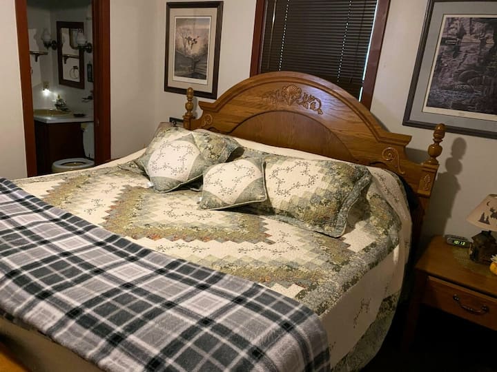 საძინებელი 1