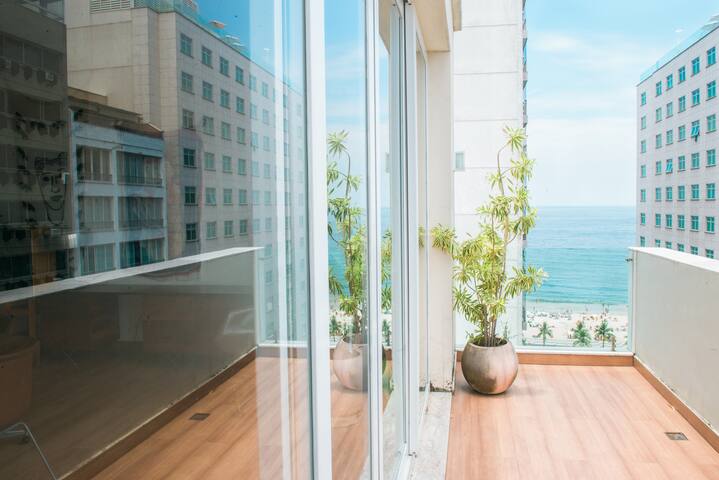 Design penthouse with beautiful SEA VIEWS ilive064 gallery image 3