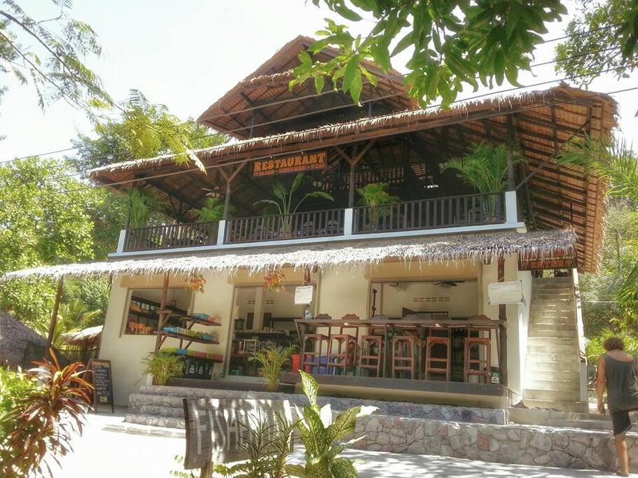 Restaurant & Market