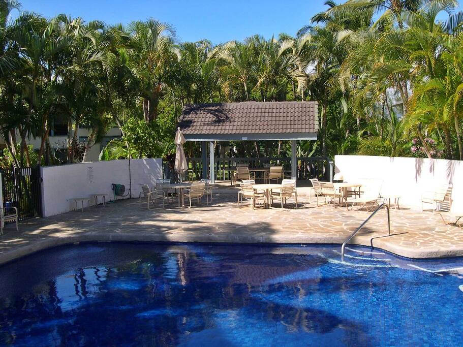 Kahala pool close by