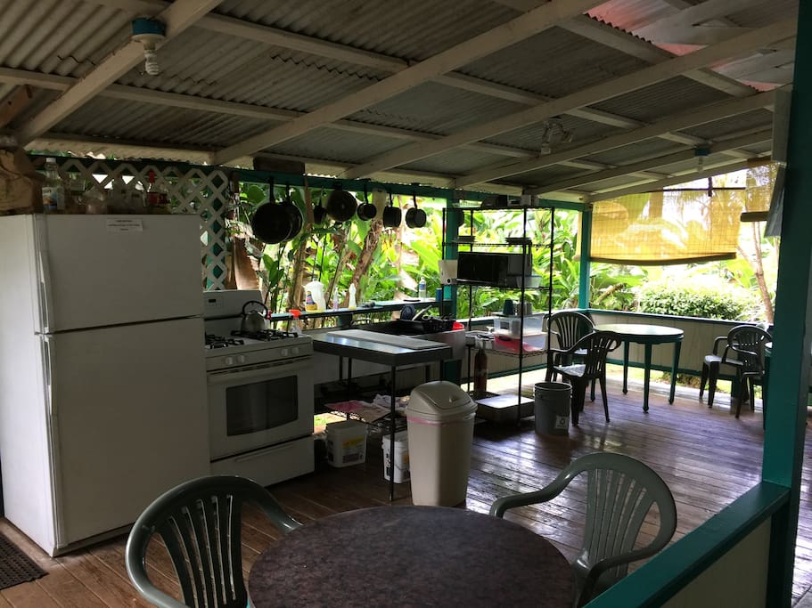 Shared outdoor and indoor kitchen available 8am to 8pm