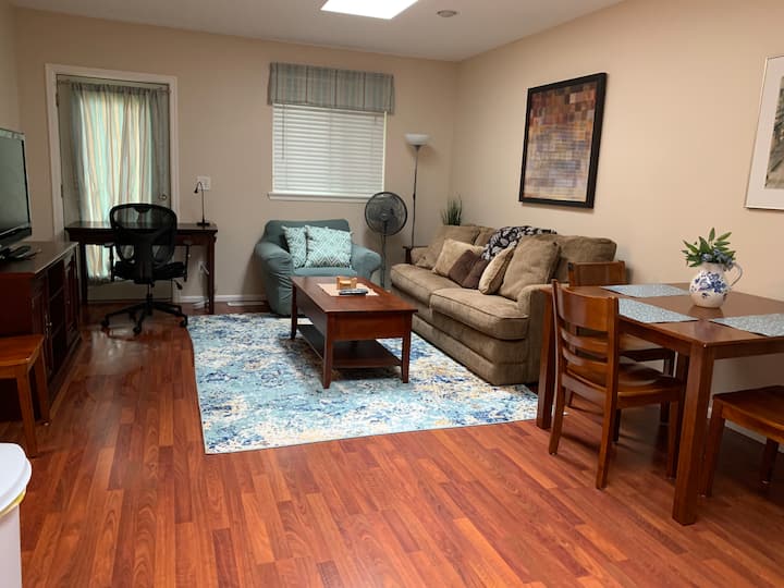 Cozy, Private Guesthouse For Short Or Long Stays - Bothell, WA
