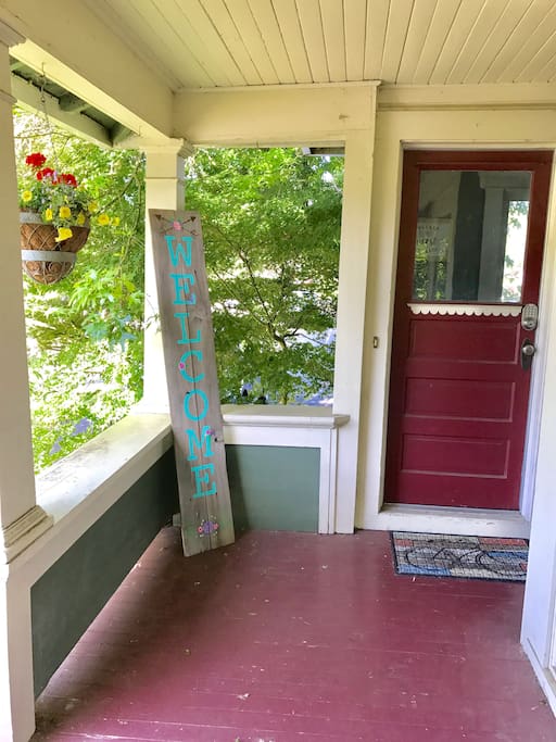 The Airbnb entrance is to the left of our front door. Keyless entry allows for 24-hr check in. Easy guest access!