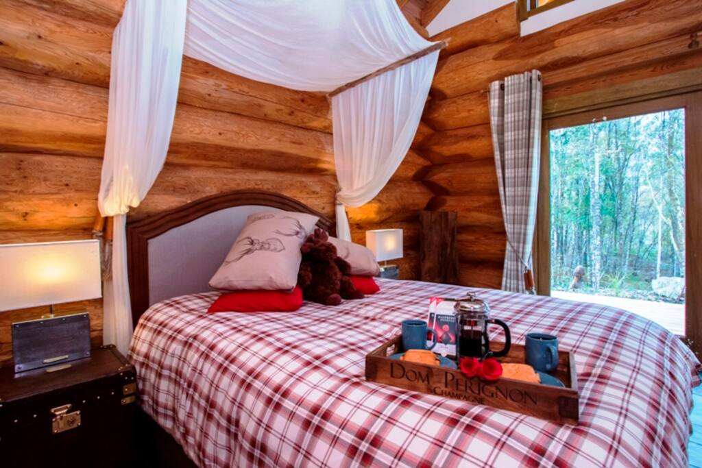 Master Bedroom with en-suite