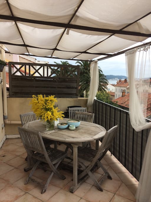 Terrasse avec vue mer