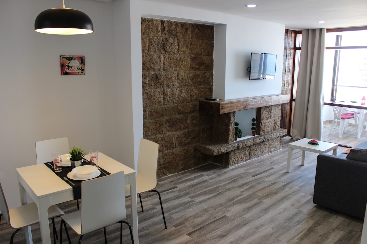 Top performing Airbnb: Nogalera Beach Torremolinos + parking in Torremolinos