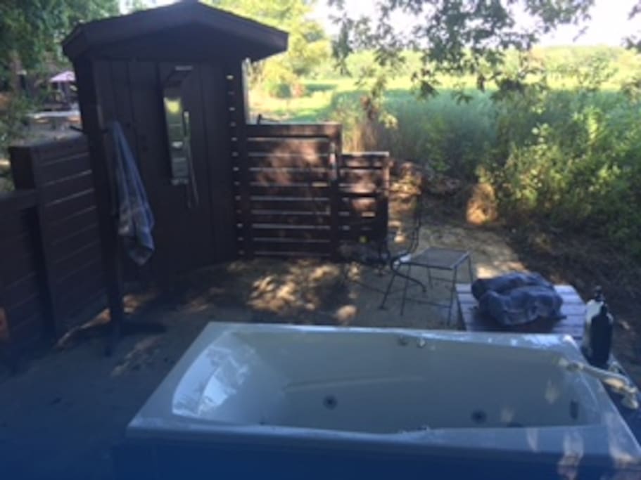 Take your jet bath or shower in the great outdoors