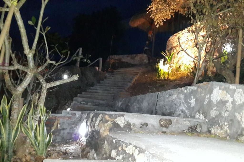 Akses Malam Hari