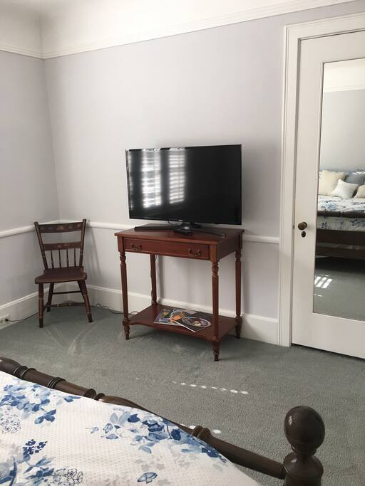 40 inch flat screen TV.