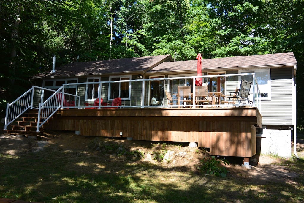 Newly built deck for outdoor dining