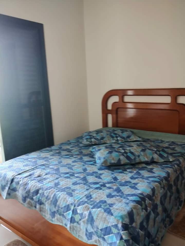 საძინებელი 1