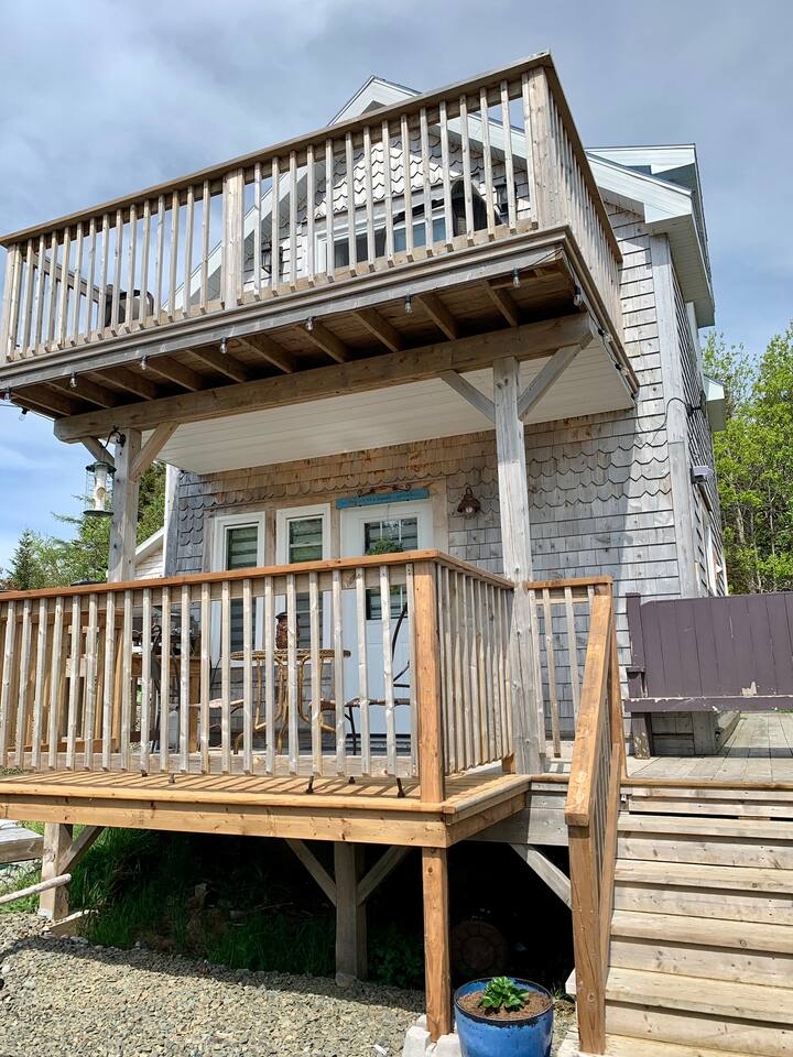 Three Duck Island Retreat on Grand Manan Island Cottages for Rent in