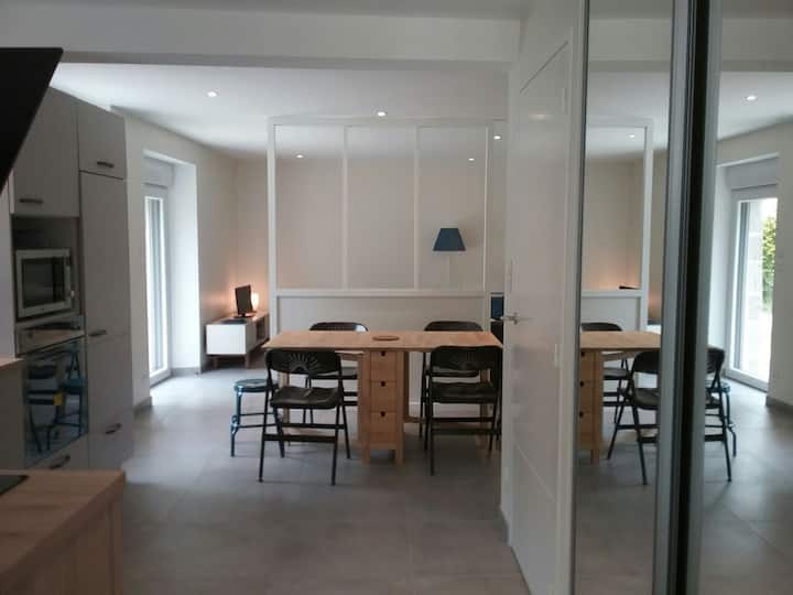 Charmante Maison Renovee Au Calme Houses For Rent In Mesnil Roc H Bretagne France