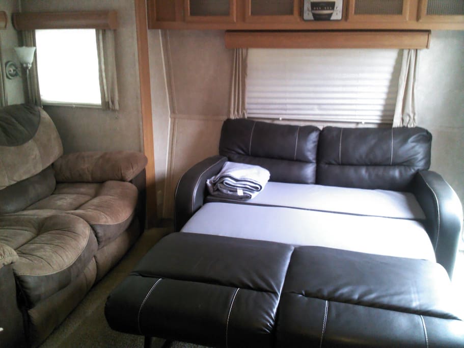StarLight RV Living Room Bed