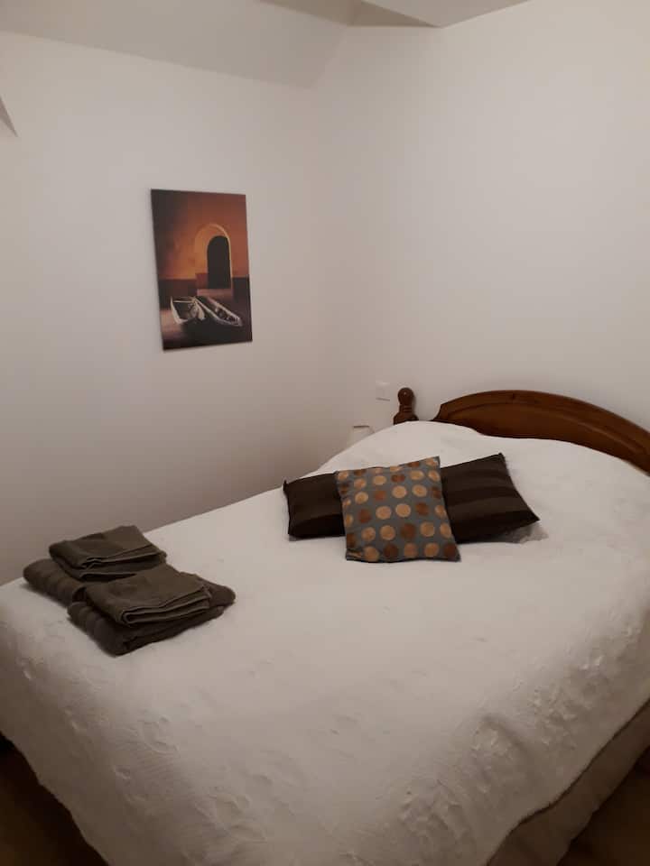 Dhomë gjumi 1