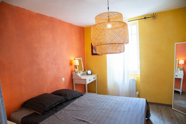 Главна спална соба на вториот кат 