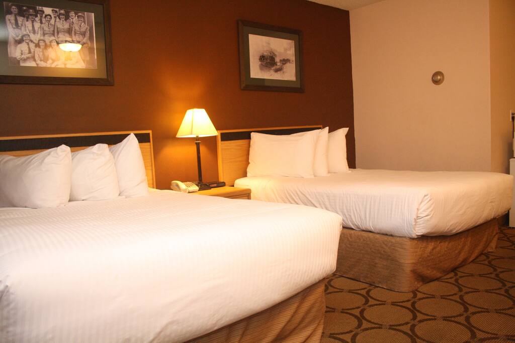 Room for up to 4 people