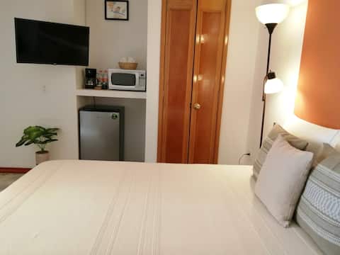 Popular Airbnb listing: 2. Casa Yuriko | Private suite near the CCCO | in Santa Lucía Del Camino