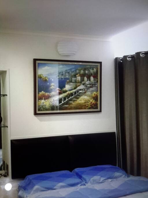 Bed room