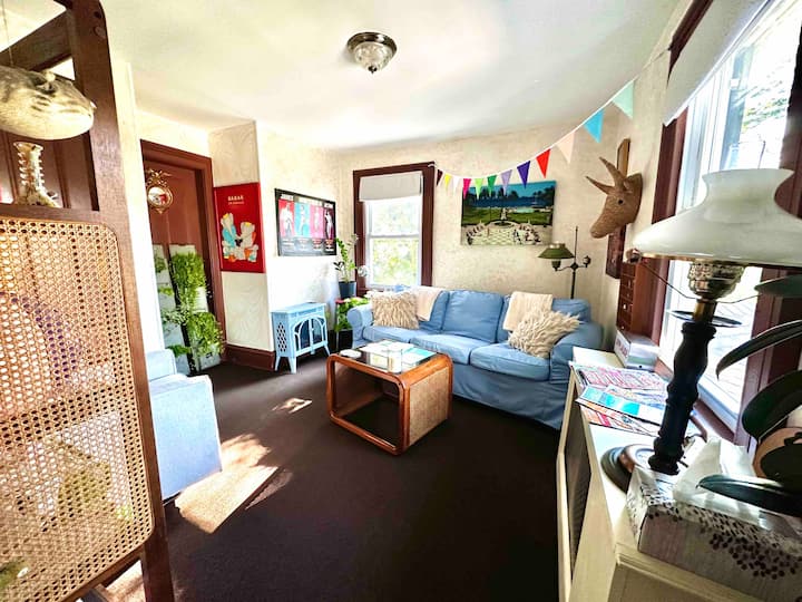 Comfy Cozy 4/20 & Pet-friendly Riverside Oasis - Hudson Valley, NY