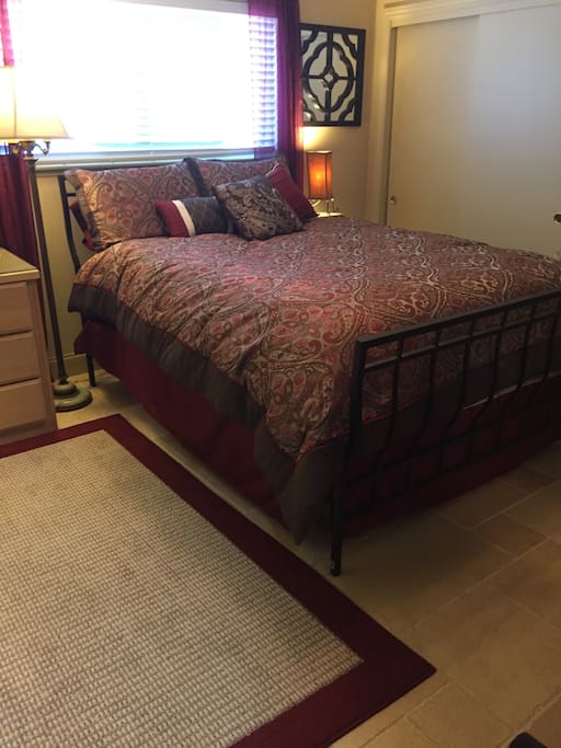 Updated bed spread and rug 1/2016